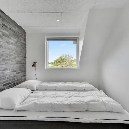 Nice Home In Ringkobing With Sauna * Ringkøbing