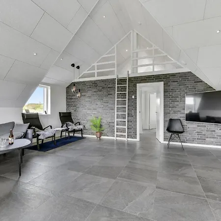 Nice Home In Ringkobing With Sauna Ringkøbing