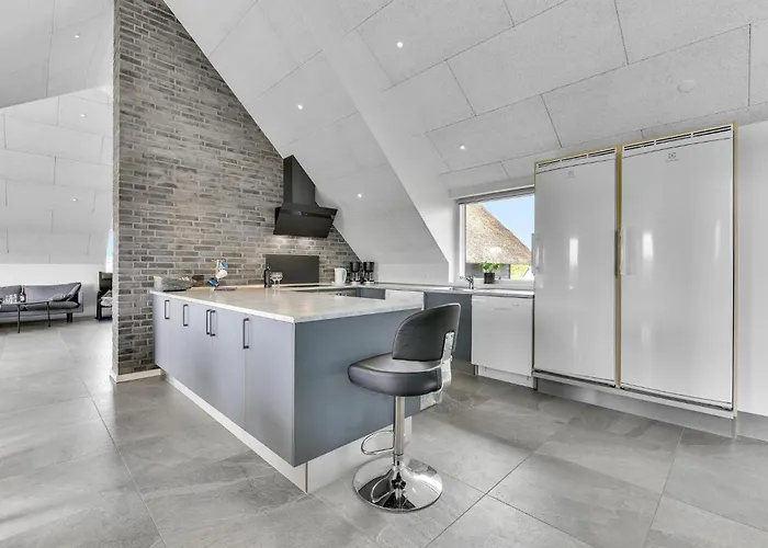 8 Bedroom Amazing In