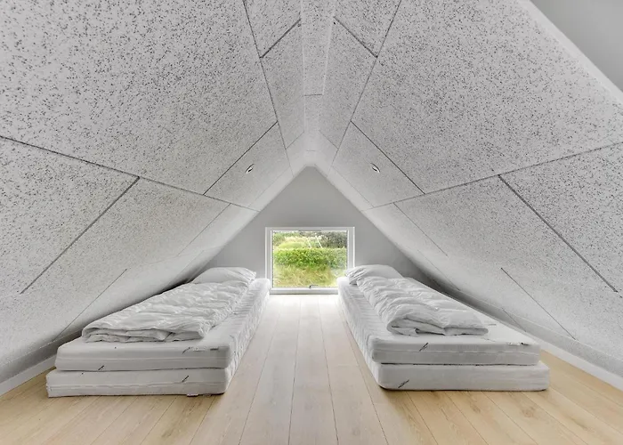 Holiday home 8 Bedroom Amazing In *