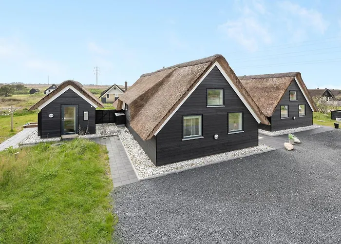 Holiday home 8 Bedroom Amazing In