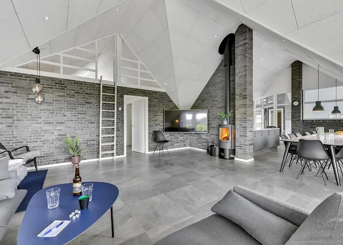 8 Bedroom Amazing In Holiday home Ringkobing