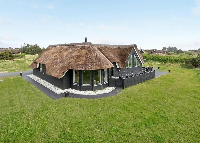 Holiday home 8 Bedroom Amazing In Ringkobing